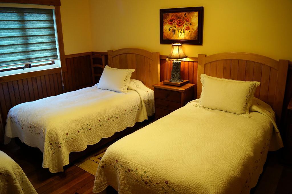 Tradicion Austral Bed & Breakfast Пуэрто-Варас Номер фото